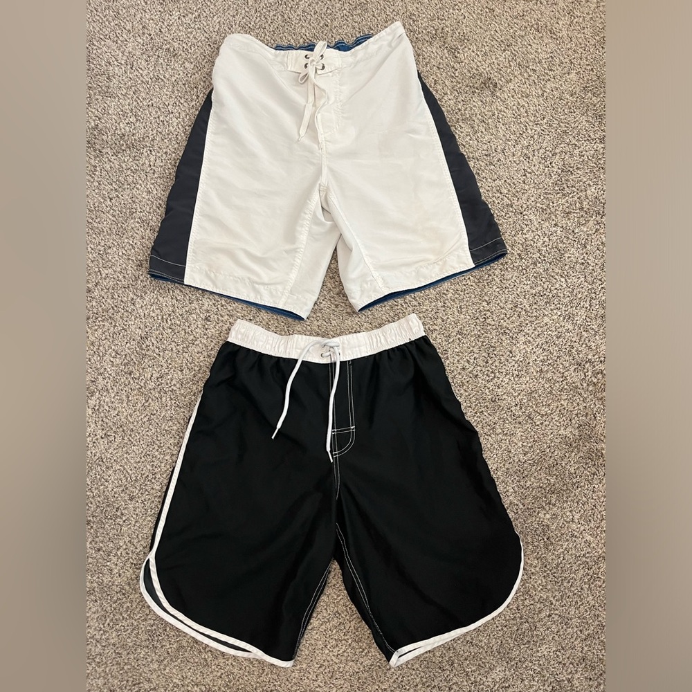 Two Pairs Mens Swim Trunks Suit Bottoms Shorts Size Medium